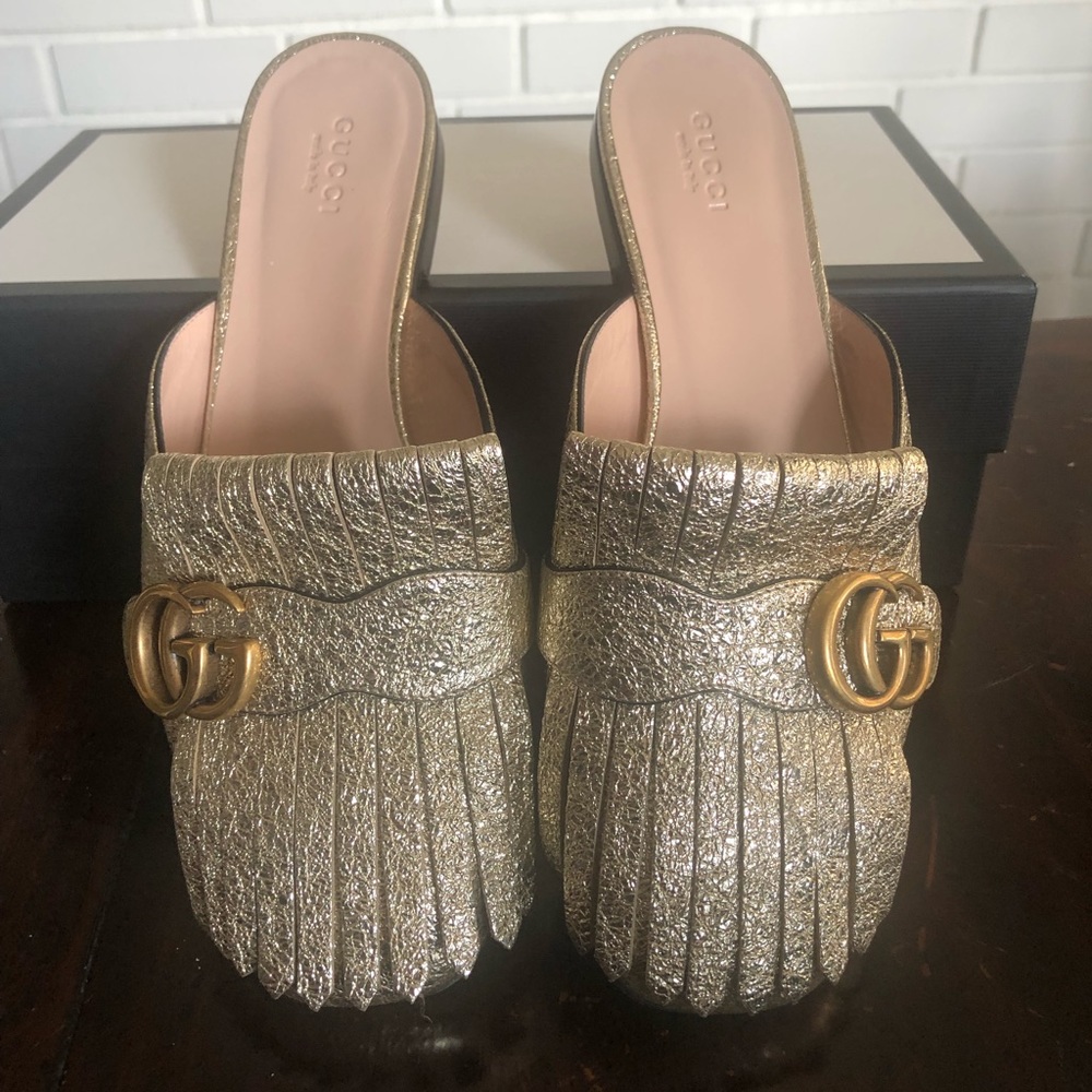 SOLD OUT! Gucci Marmont slides gold crinkle size 8